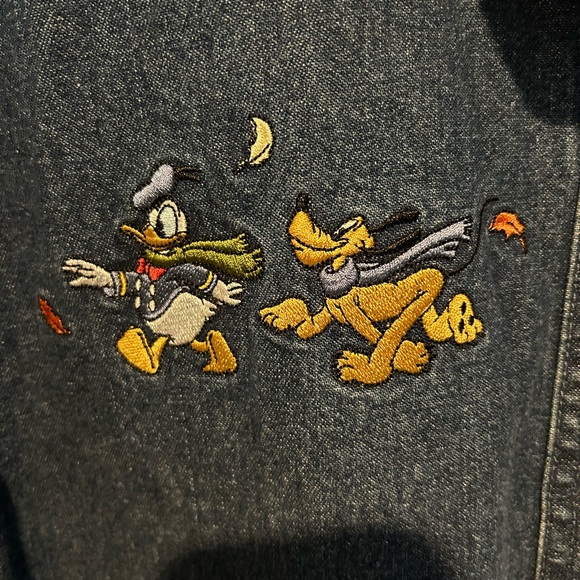 Vintage Fall Disney Embroidered Button up shirts - MEDIUM - Picture 4 of 6